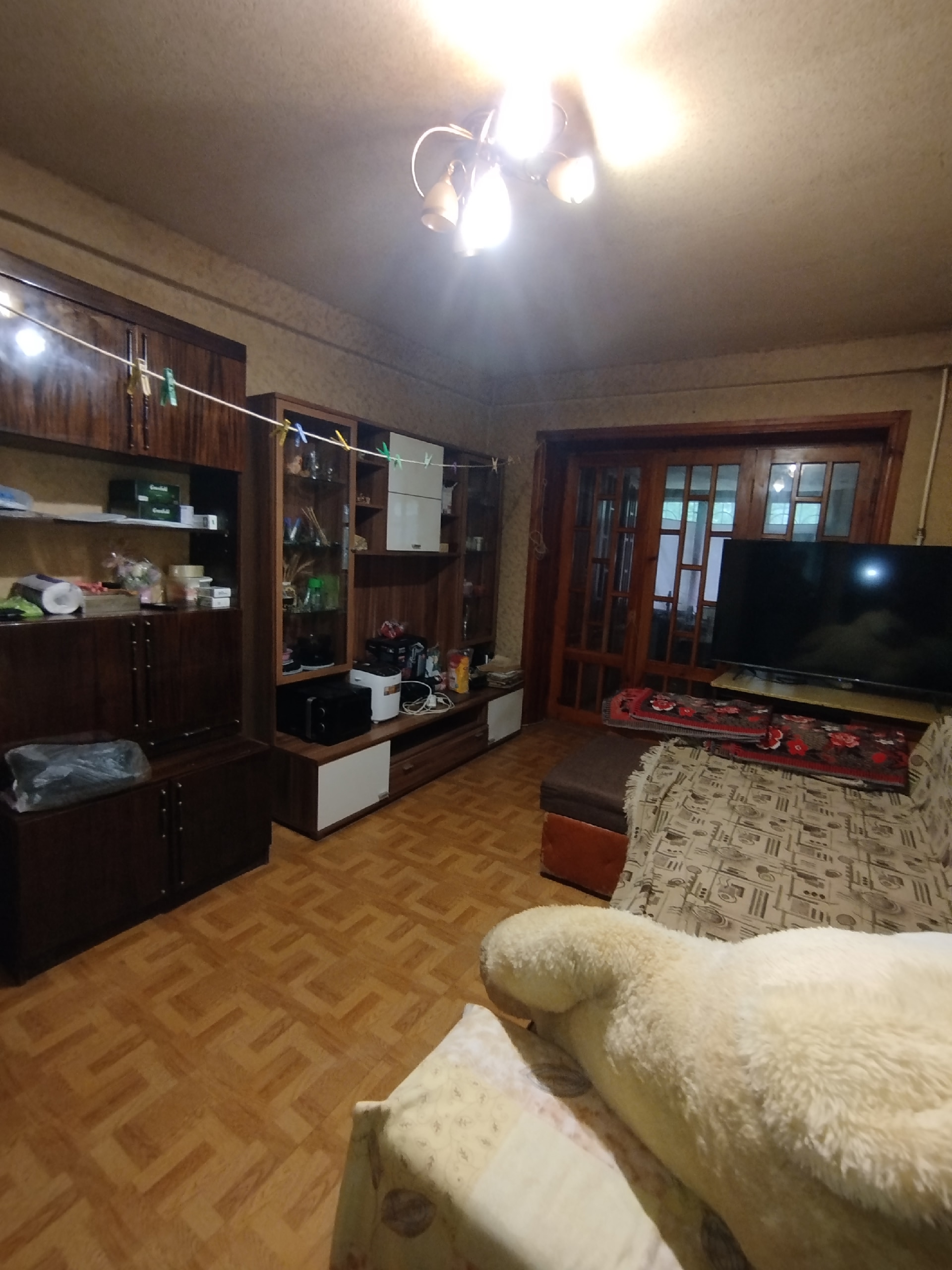 🏡 Продаётся 3-комнатная квартира на кв. Ватутина, Жовтневый район
📍 1/5 этаж, площадь 73 м²
✨ Просторные изолированные комнаты
✨ Окна металлопласти...